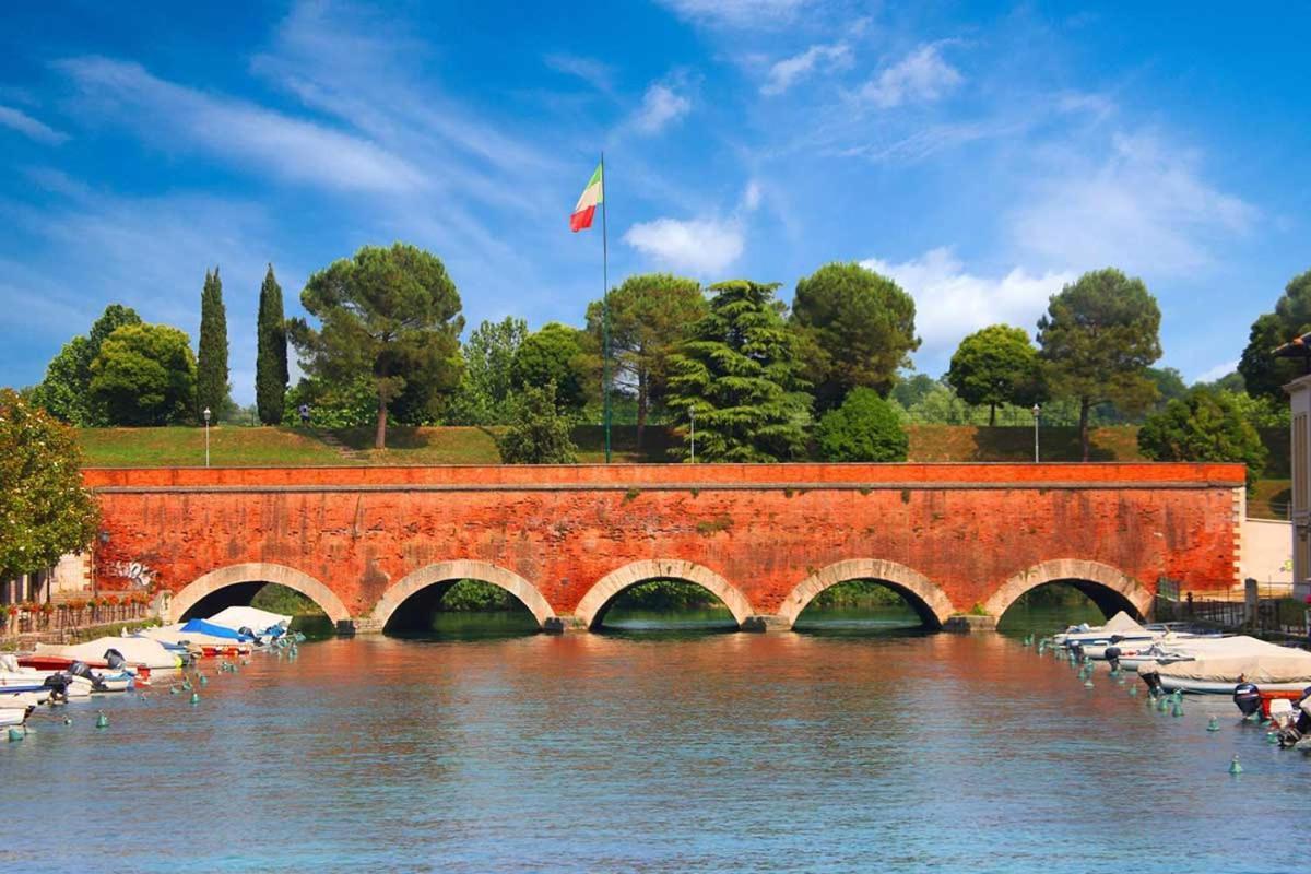 Acqua Verde Appartamenti Peschiera del Garda Ngoại thất bức ảnh
