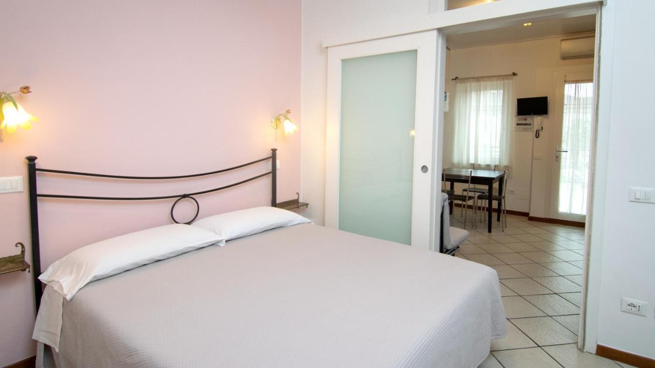 Acqua Verde Appartamenti Peschiera del Garda Ngoại thất bức ảnh