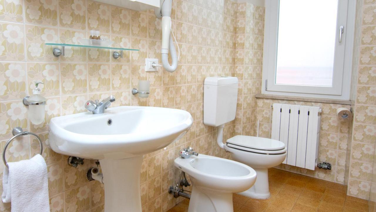 Acqua Verde Appartamenti Peschiera del Garda Ngoại thất bức ảnh