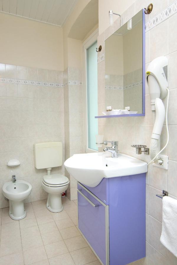 Acqua Verde Appartamenti Peschiera del Garda Ngoại thất bức ảnh